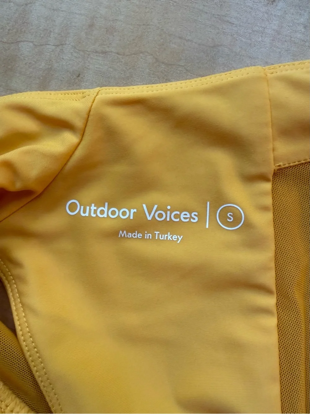 Outdoor Voices Splashknit Sports Bra Yellow Front-Zip Crop Top Gorpcore